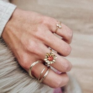 Bague fleur oxyde rose